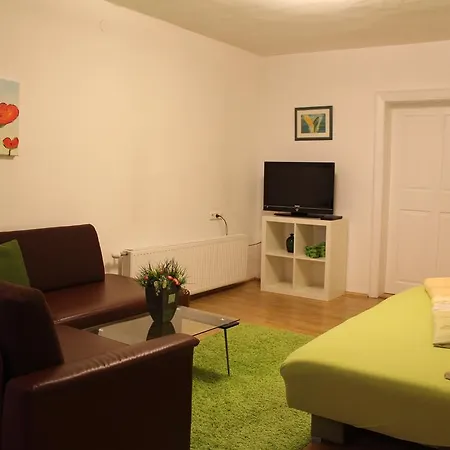 公寓 Stadtappartements Oppeneiger 拉德施塔特